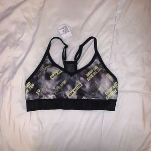 vs pink sports bra